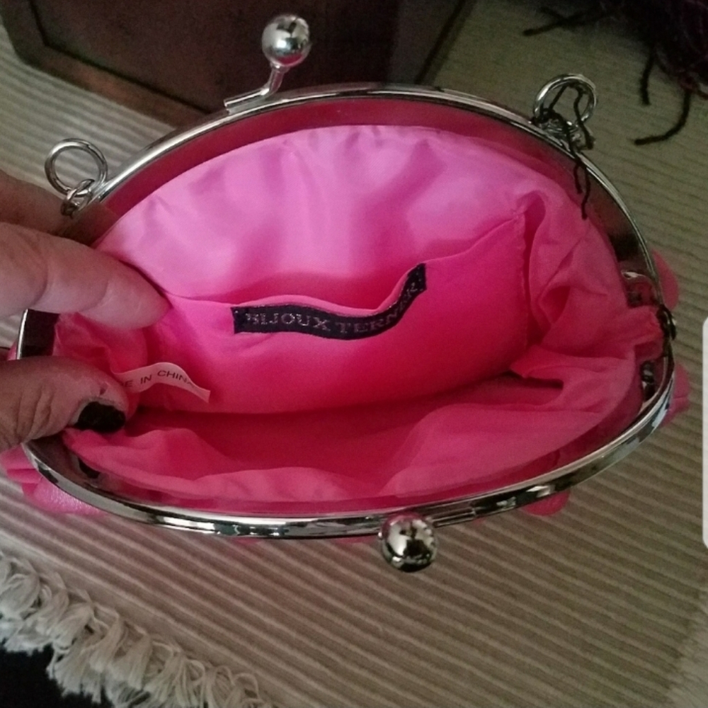 π EVENING CLUTCHES - Picture 5 of 7